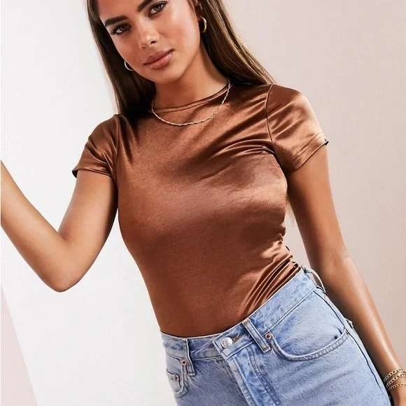 ASOS Shimmering Copper Short Sleeve Tee - Picture 3 of 4